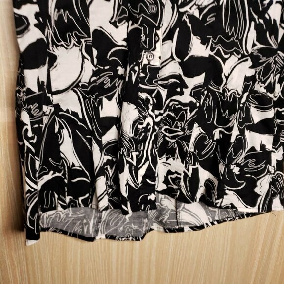 Harve Benard Womens Black White Floral Button Down Shirt Small - Picture 3 of 6